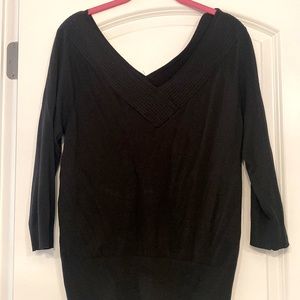 Black wide shoulder Sweater